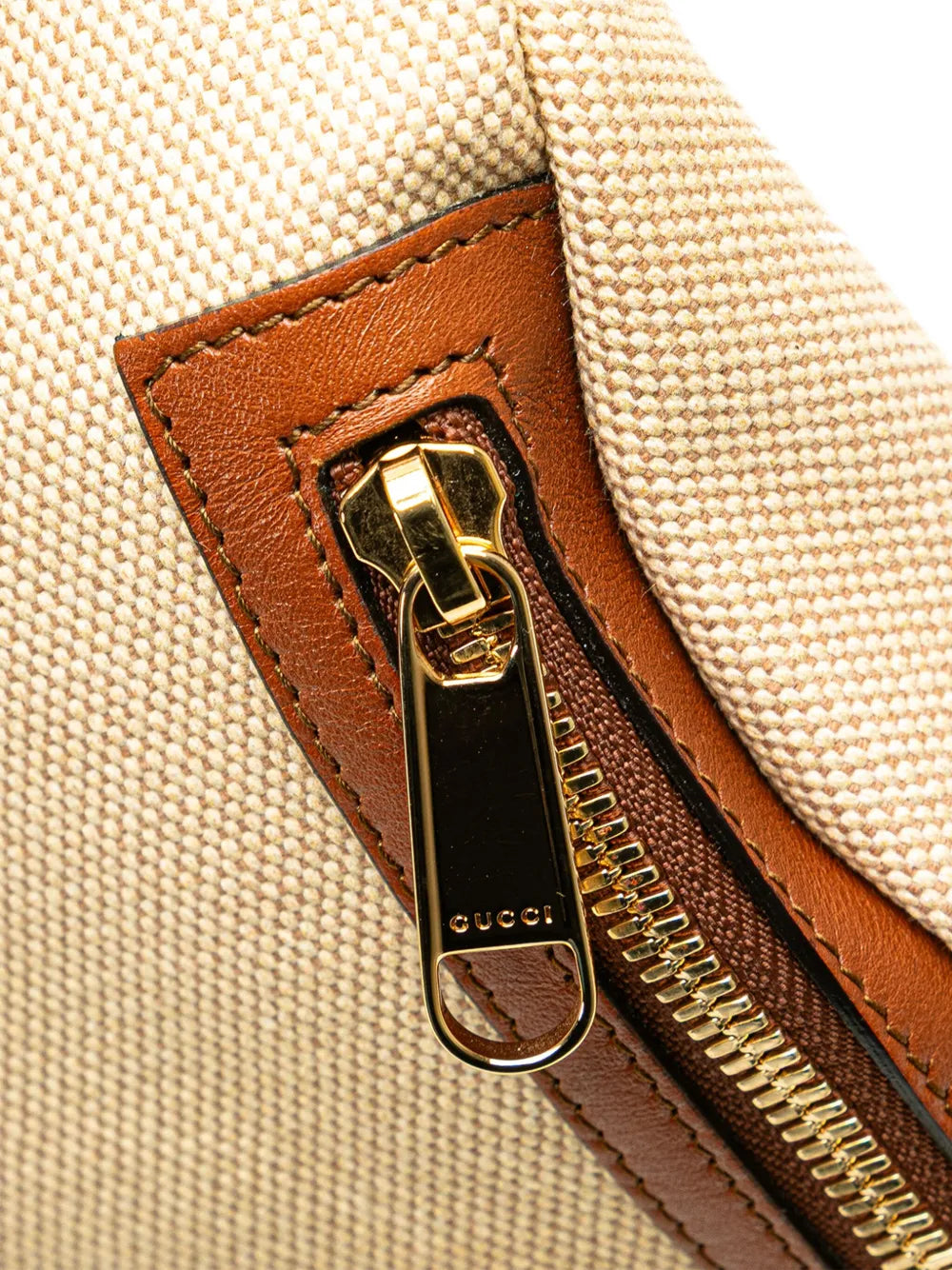 Pre-OwnedGucci Pre-Owned2000-2015 Canvas Web belt bag
