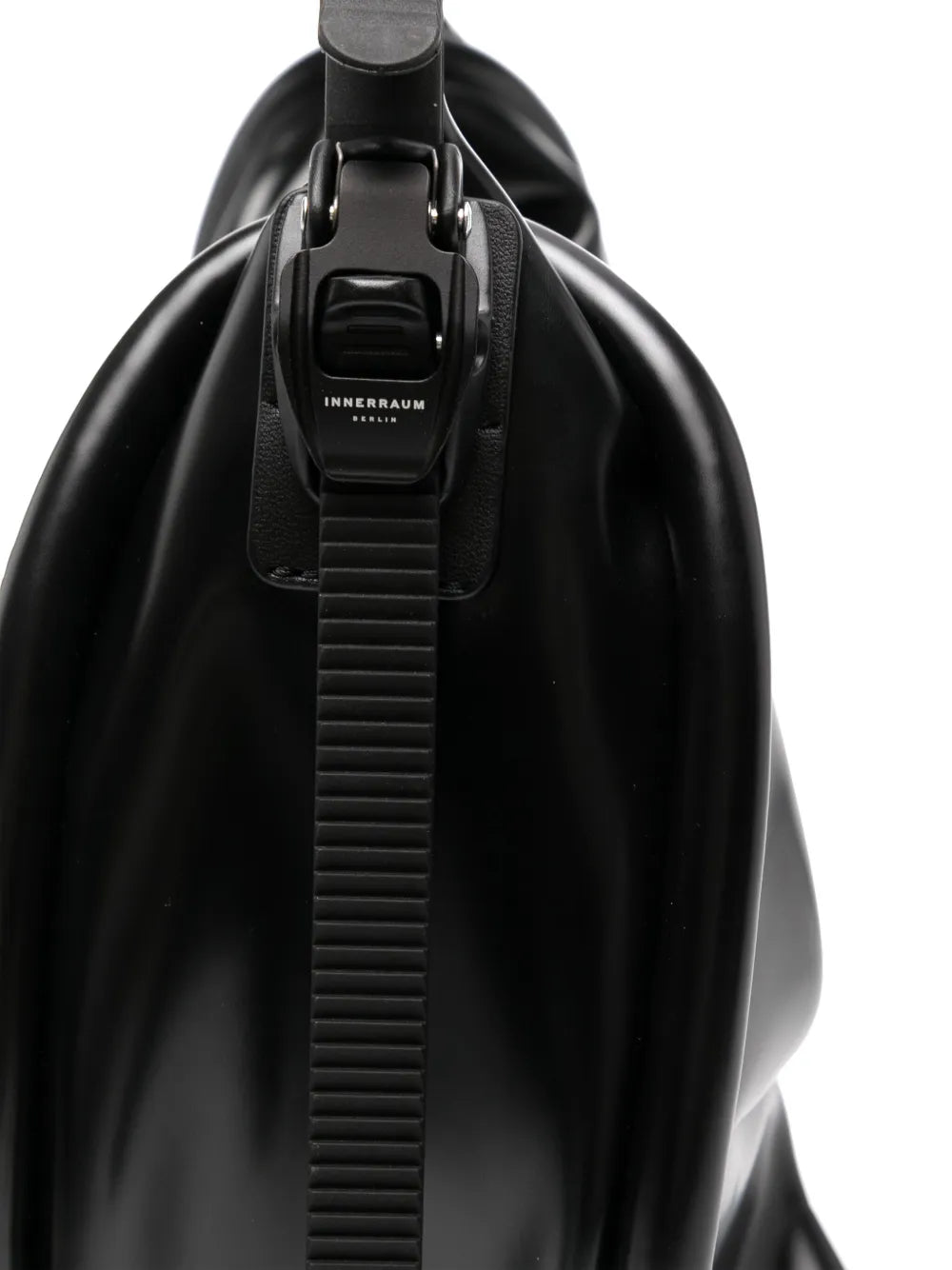 InnerraumHM2 half-moon bag