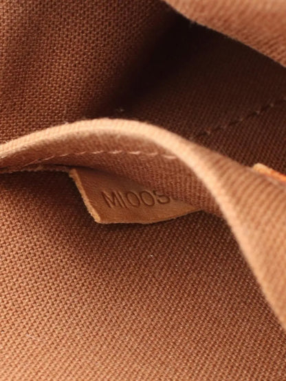 Pre-OwnedLouis Vuitton Pre-Owned2005 Pochette Murrell monogram belt bag