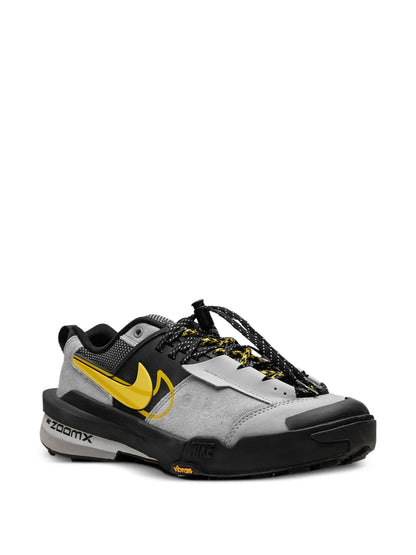 Nike X Sacai Zegamadome Sp Matte Silver/Yellow Sneakers floriamart.shop