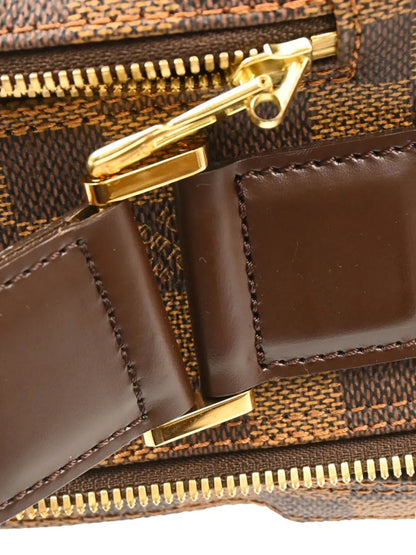 Pre-OwnedLouis Vuitton Pre-Owned2002 Dorsoduro shoulder bag