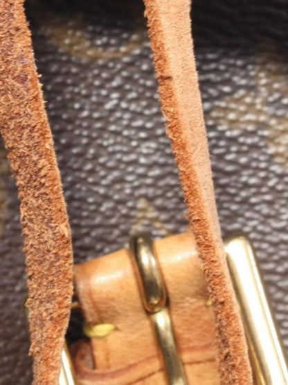 Pre-OwnedLouis Vuitton Pre-Owned2001 Montsouris MM backpack