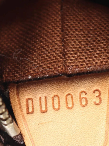 Pre-OwnedLouis Vuitton Pre-Owned2003 Cabas Mezzo tote bag