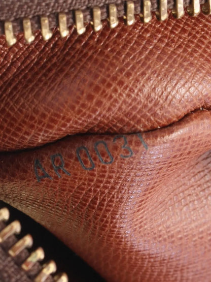 Pre-OwnedLouis Vuitton Pre-Owned2007 Nil Monogram shoulder bag