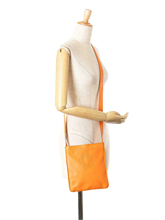 Pre-OwnedHermre-Owned2010 Milo Clou de Selle crossbody bag