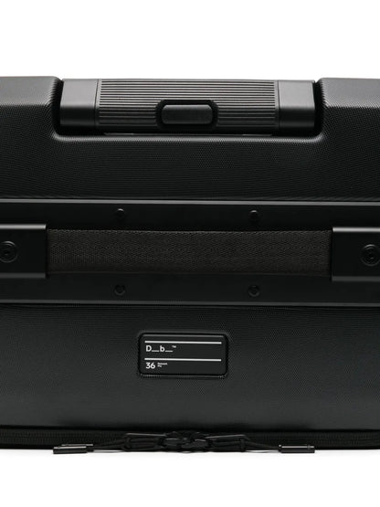 DbRamverk Pro carry-on suitcase