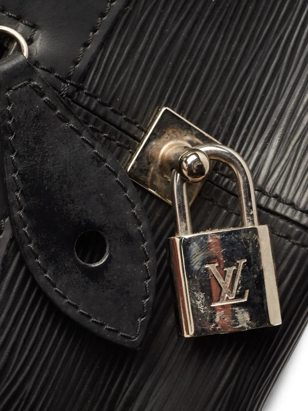 Pre-OwnedLouis Vuitton Pre-Ownedtextured leather bowler tote bag