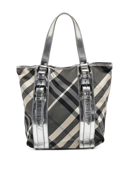 Pre-OwnedBurberry Pre-Ownedmedium Silver Beat Victoria tote bag