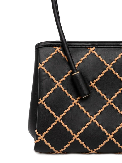 Themoiriamond-pattern tote bag