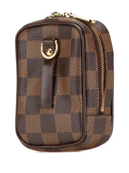 Pre-OwnedLouis Vuitton Pre-Owned2007 Damier Ebene Etui Okapi PM crossbody bag