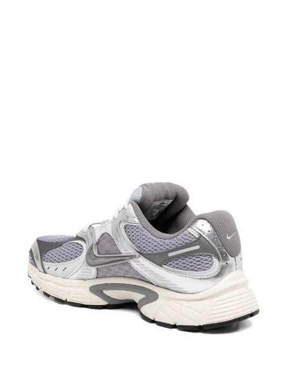 Nike V5 Rnr Sneakers floriamart.shop
