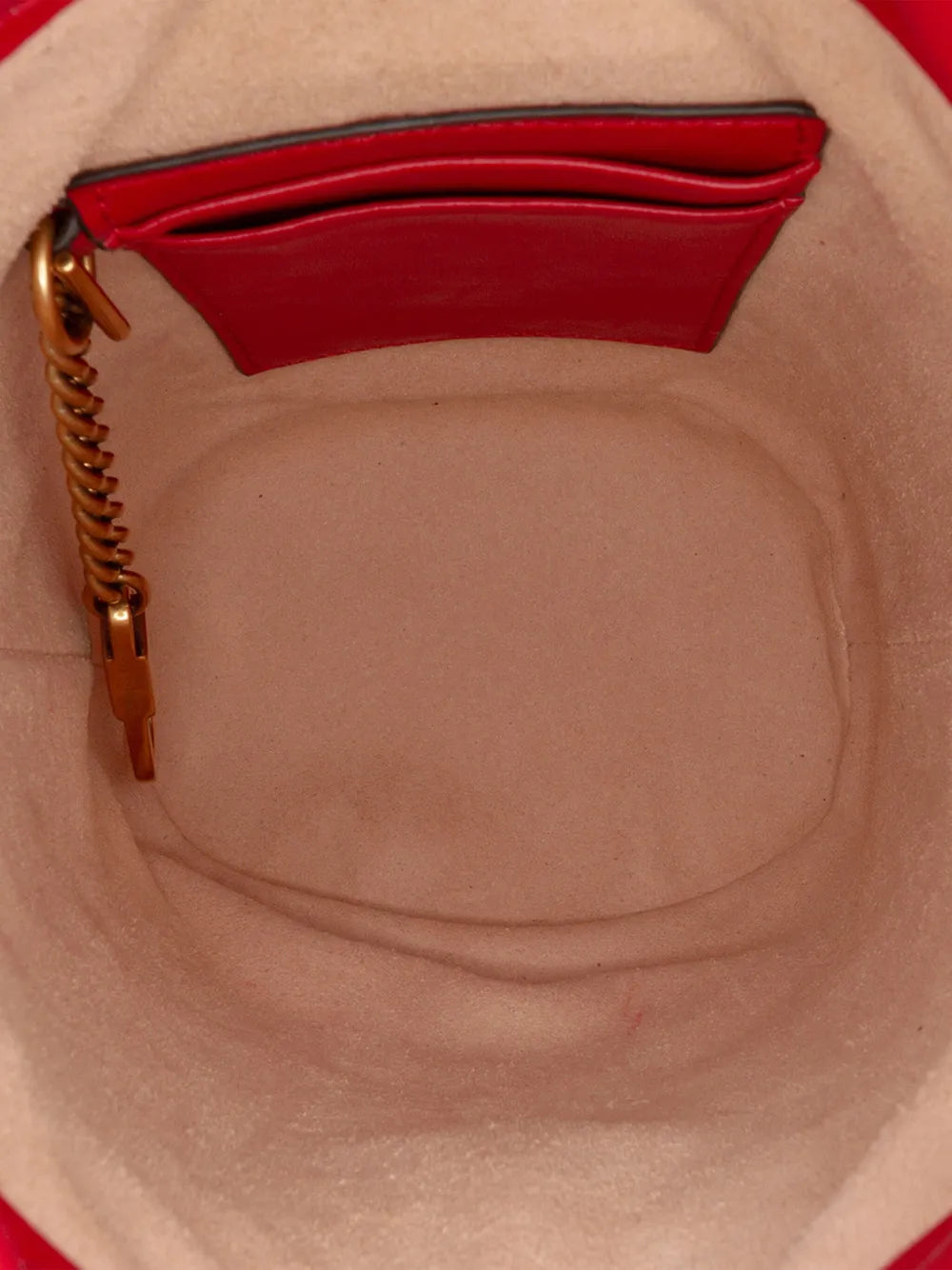Pre-OwnedGucci Pre-Owned2016-2024 Small GG Marmont Matelasse Leather bucket bag