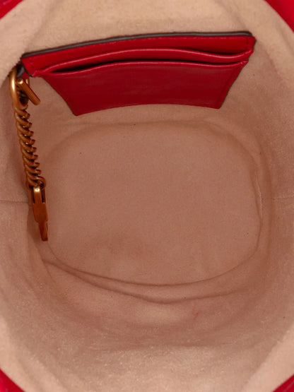 Pre-OwnedGucci Pre-Owned2016-2024 Small GG Marmont Matelasse Leather bucket bag