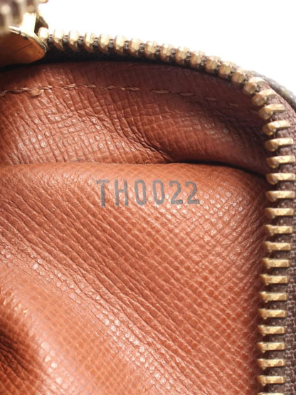 Pre-OwnedLouis Vuitton Pre-Owned2002 Amazon monogram shoulder bag floriamart.shop