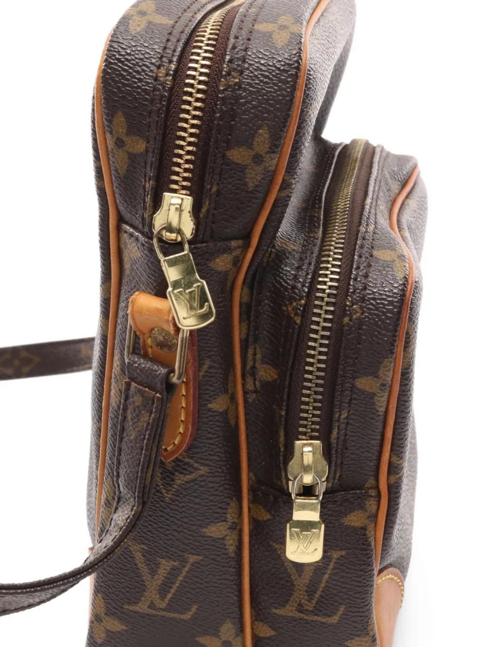 Pre-OwnedLouis Vuitton Pre-Owned2005 Amazon shoulder bag