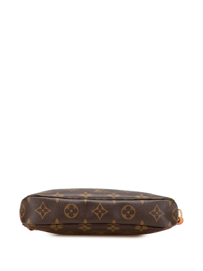 Pre-OwnedLouis Vuitton Pre-Owned2004 Monogram Pochette Accessoires shoulder bag