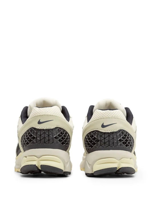 Nike Zoom Vomero 5 Trainers floriamart.shop