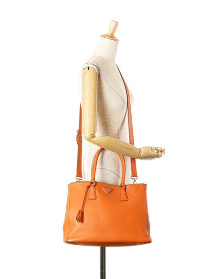 Pre-OwnedPrada Pre-Owned2010-2025 Medium Soft Calf Galleria Double Zip Tote satchel