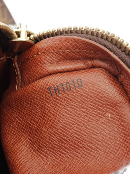Pre-OwnedLouis Vuitton Pre-Owned2000 Amazon shoulder bag