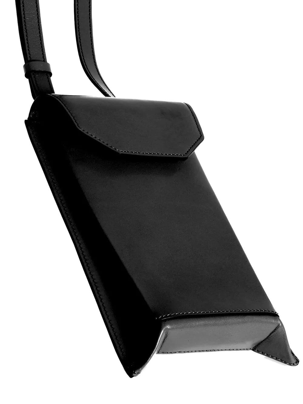 Merryl TielmanJoost leather cross body bag