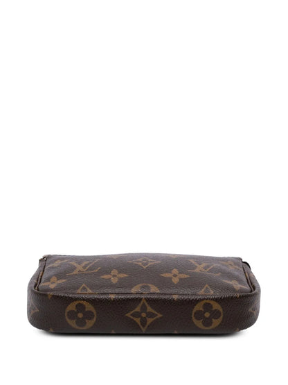 Pre-OwnedLouis Vuitton Pre-Owned2010 Monogram Mini Pochette Accessoires handbag