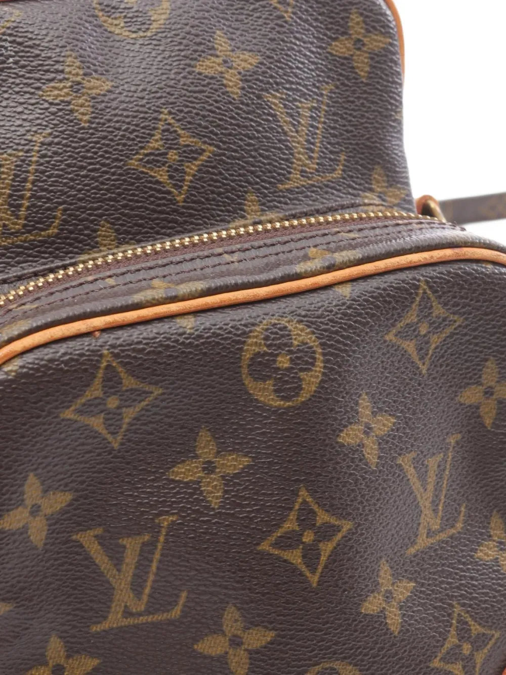 Pre-OwnedLouis Vuitton Pre-Owned2003 Amazon Monogram shoulder bag