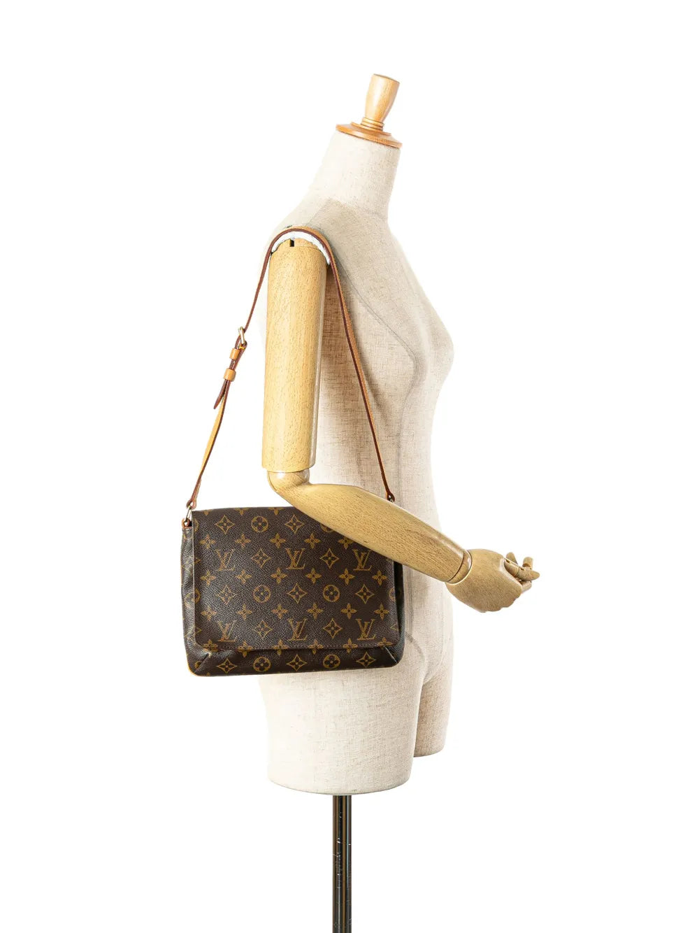 Pre-OwnedLouis Vuitton Pre-Owned2002 Monogram Musette Tango Long Strap crossbody bag
