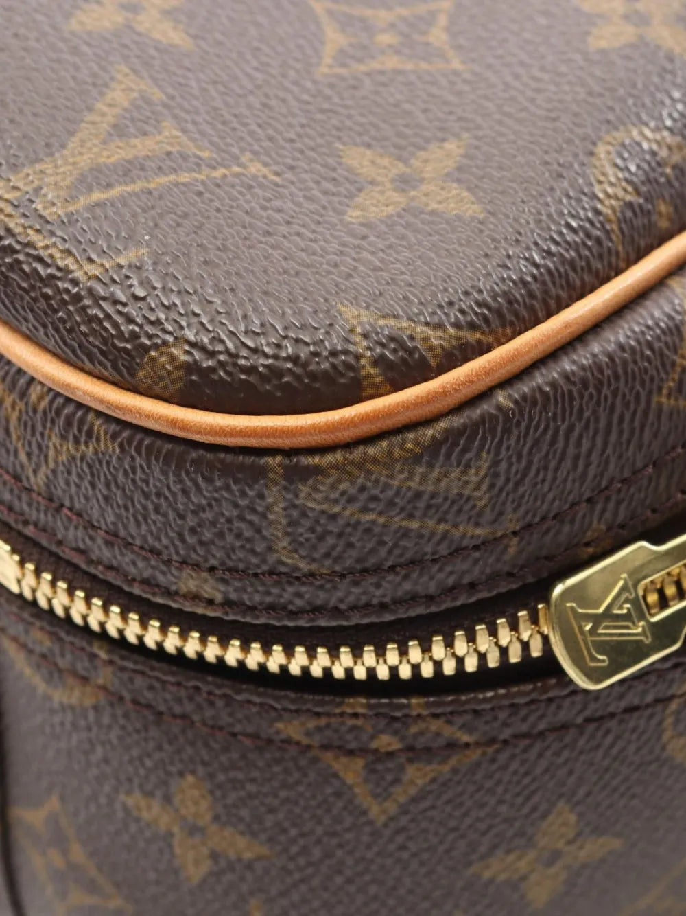 Pre-OwnedLouis Vuitton Pre-Owned1999 Excursion handbag