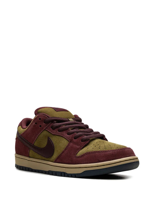 Nike Sb Dunk Low Burgundy Crush/Olive Flak Sneakers floriamart.shop