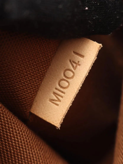 Pre-OwnedLouis Vuitton Pre-Owned2001 mini looping Monogram handbag