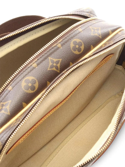 Pre-OwnedLouis Vuitton Pre-Owned2007 Reporter PM monogram cross body bag