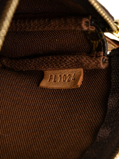 Pre-OwnedLouis Vuitton Pre-Owned2004 Monogram Mini Pochette Accessoires handbag