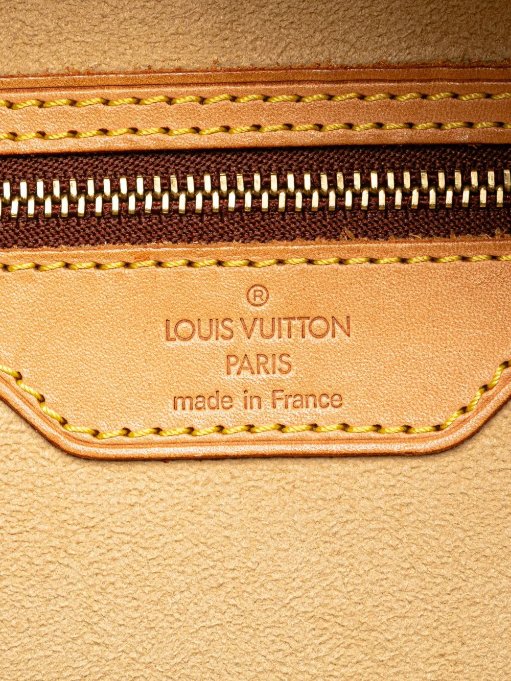 Pre-OwnedLouis Vuitton Pre-Owned2003 Monogram Cite GM shoulder bag