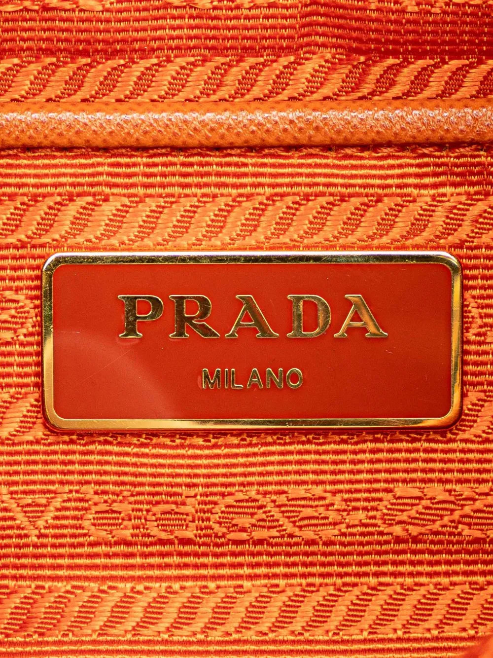 Pre-OwnedPrada Pre-Owned2013-2025 Saffiano Trimmed Tessuto Zip Top crossbody bag floriamart.shop