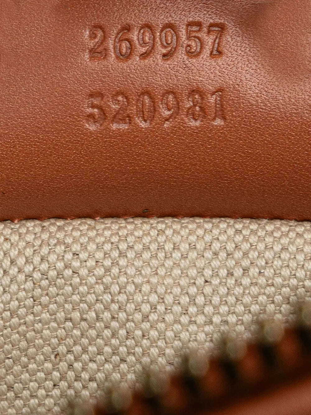 Pre-OwnedGucci Pre-Owned2000-2015 GG Canvas Heart Bit satchel