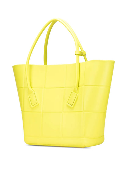 Pre-OwnedBottega Veneta Pre-Owned2012-2025 Medium Matte Rubber Arco tote bag