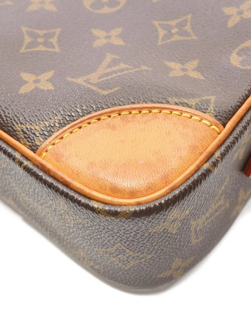 Pre-OwnedLouis Vuitton Pre-Owned2002 Trocadero monogram shoulder bag