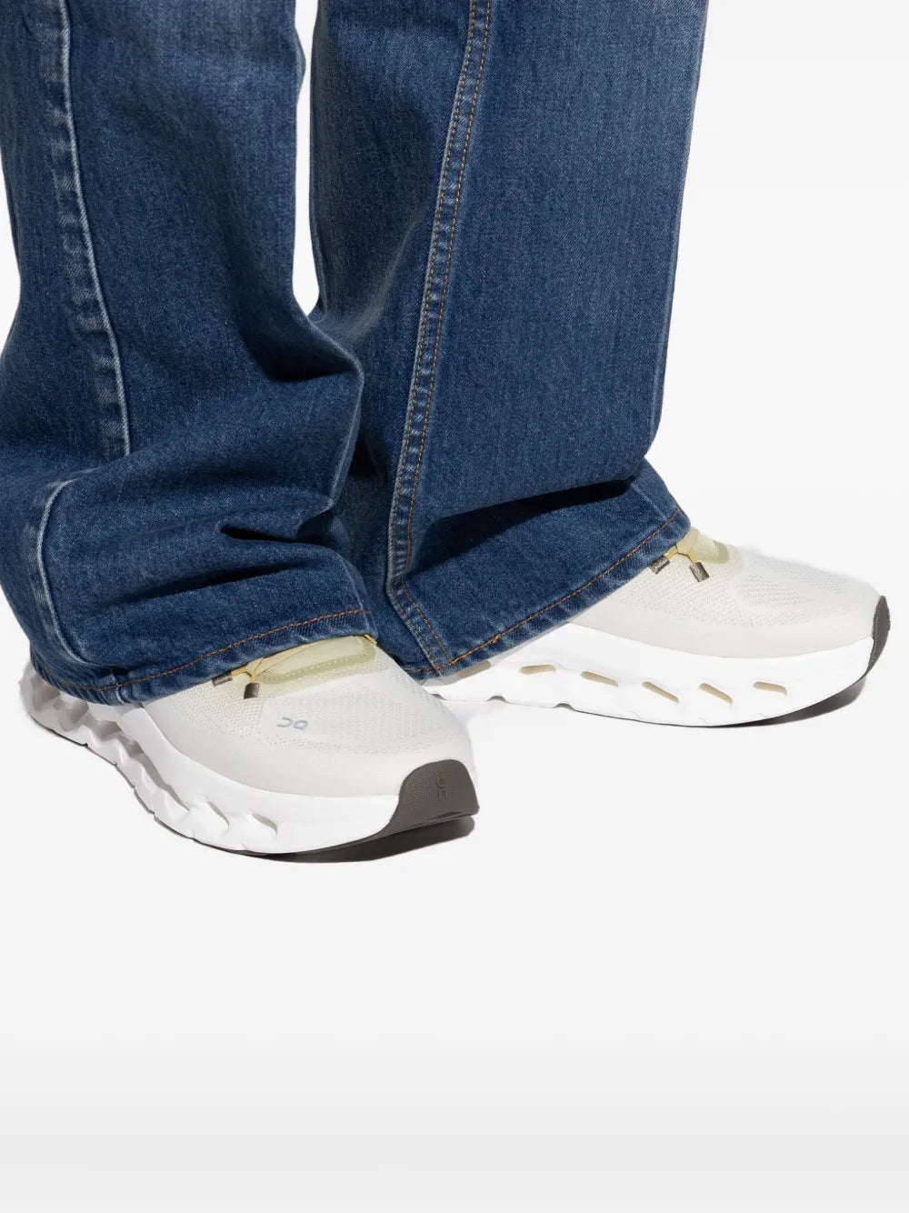 On Running On Cloudtilt Sneakers floriamart.shop