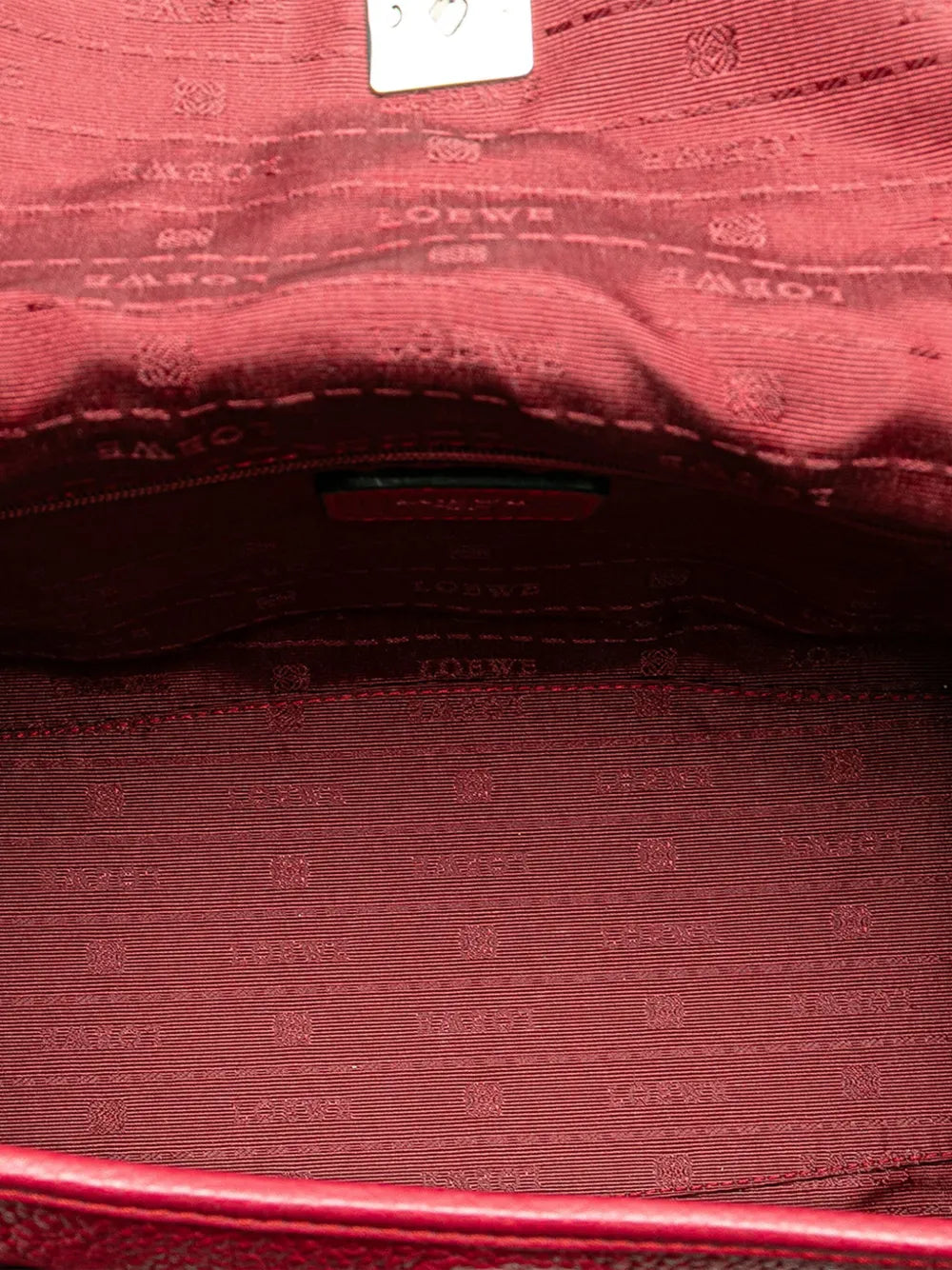 Pre-OwnedLoewe Pre-Owned2010 Leather Alamo 28 satchel