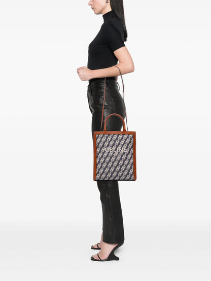 Pre-OwnedCeline Pre-Owned2021-2025 Small Triomphe Canvas Maillon Vertical Cabas satchel