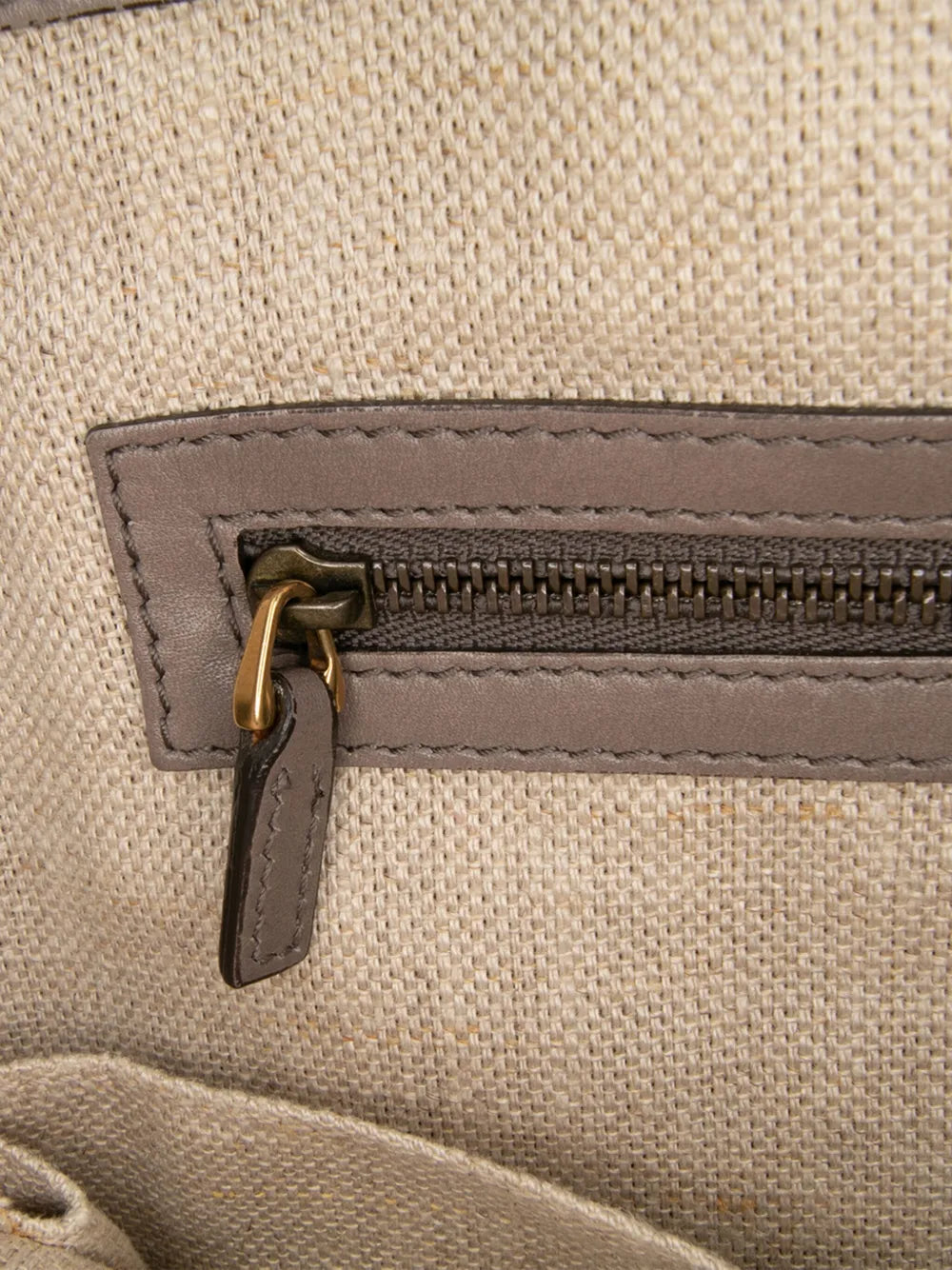Pre-OwnedGucci Pre-Owned2016-2025 Large Microguccissima Brogue Duilio tote bag