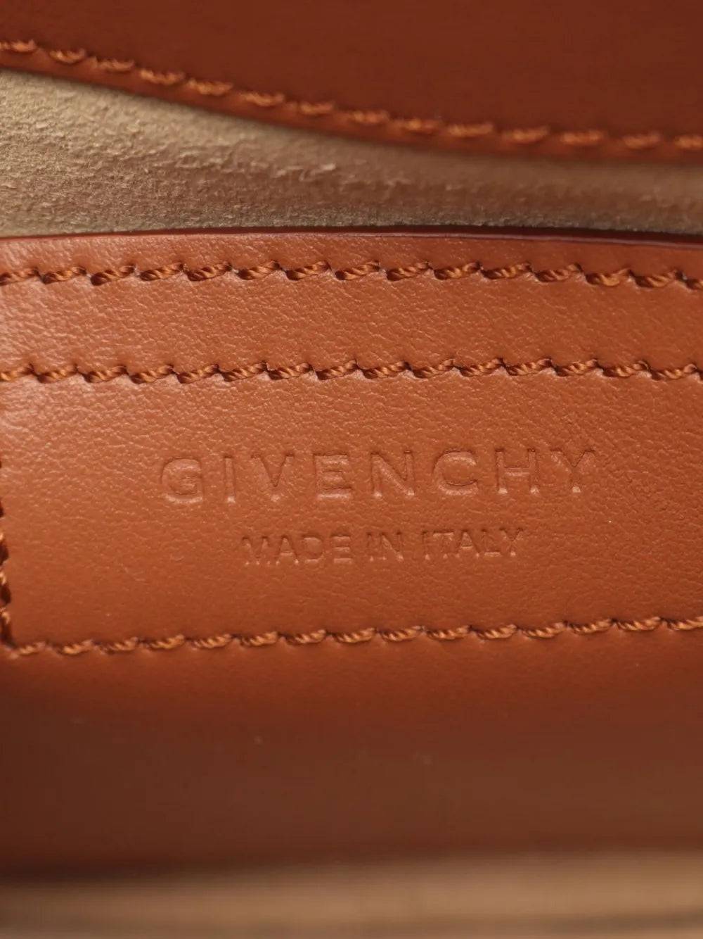 Pre-OwnedGivenchy Pre-Owned2010s mini Infinity shoulder bag