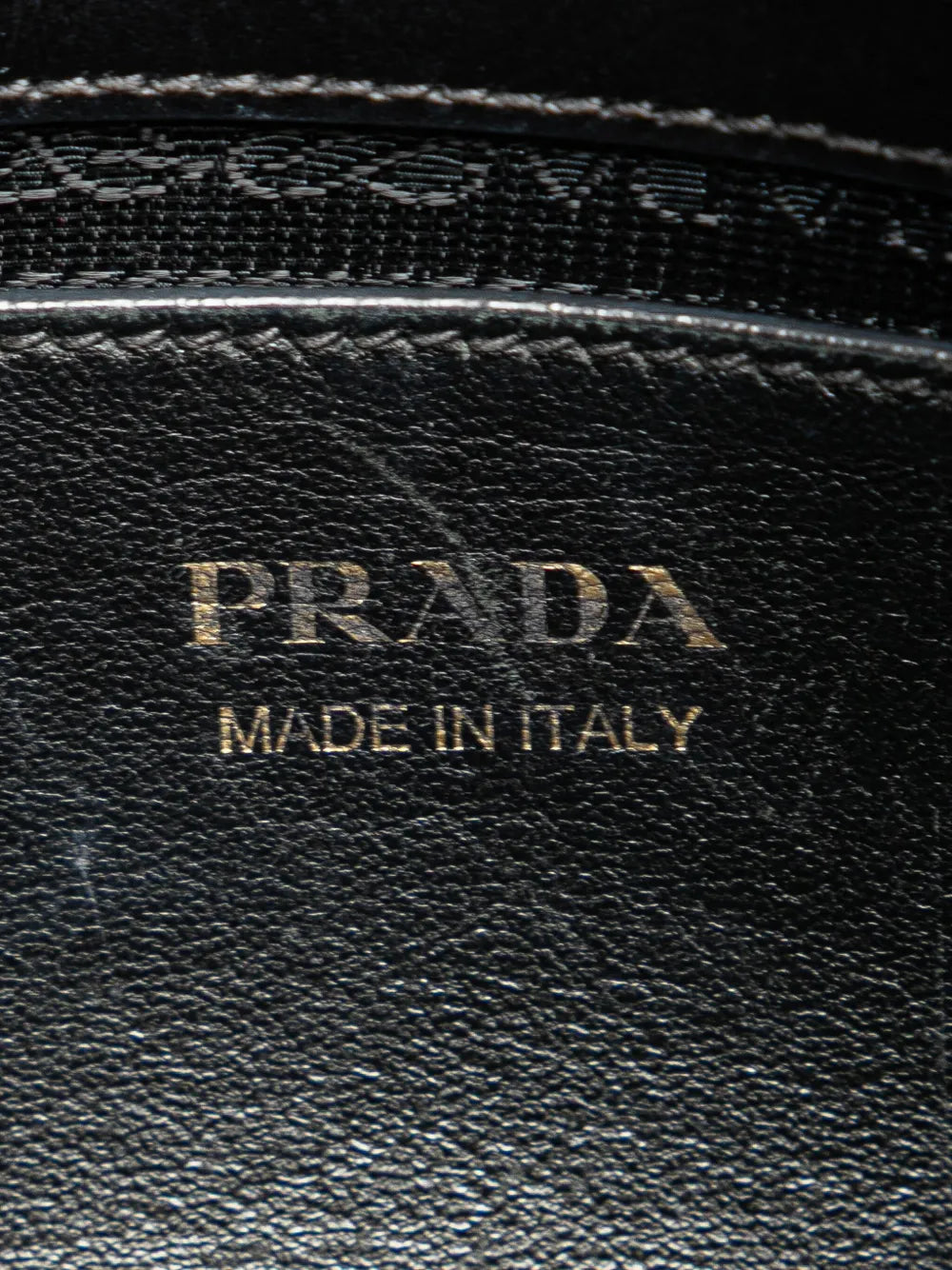 Pre-OwnedPrada Pre-Owned2013-2025 Saffiano and City Calf Esplanade satchel