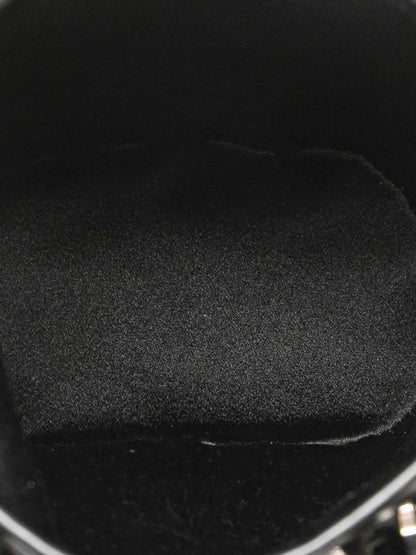 Pre-OwnedLouis Vuitton Pre-Owned2001 Monogram Mini Satin bucket bag