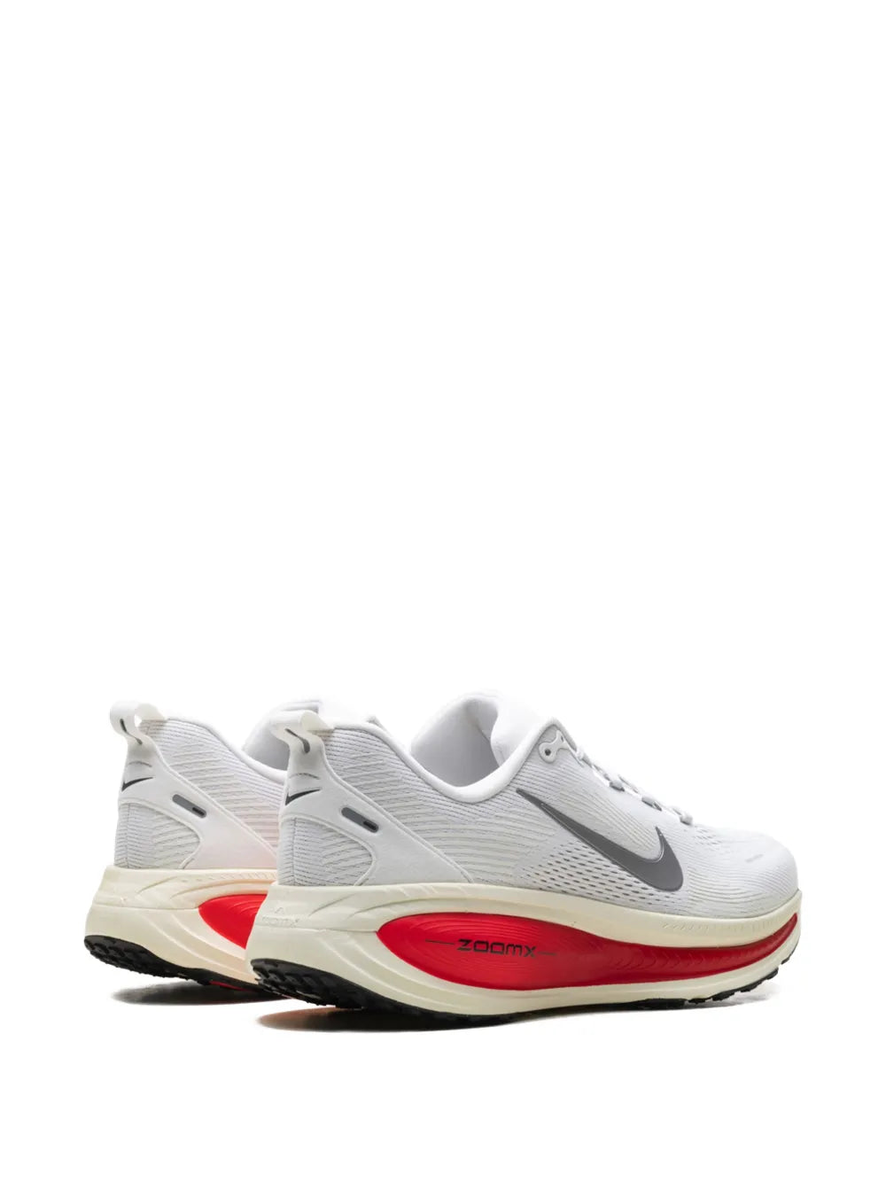 Nike Vomero 18 Platinum Tint Siren Red Light Smoke Grey Metallic Pewter Sneakers floriamart.shop