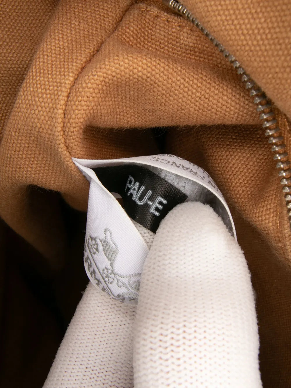 Pre-OwnedHermre-Owned1990-2010 Woven Straw Saxo MM bucket bag