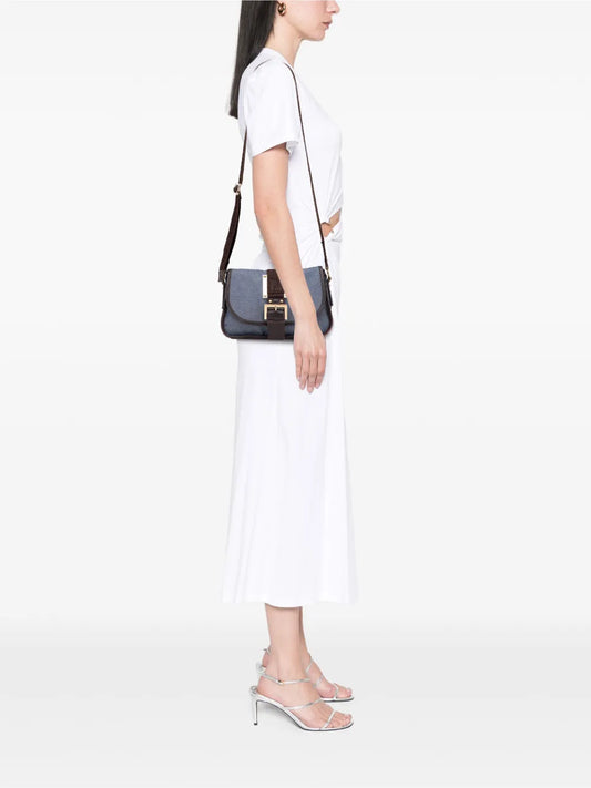 Pre-OwnedFendi Pre-Owned2000-2010 Zucca Trimmed Denim Buckle Flap Bag crossbody bag floriamart.shop