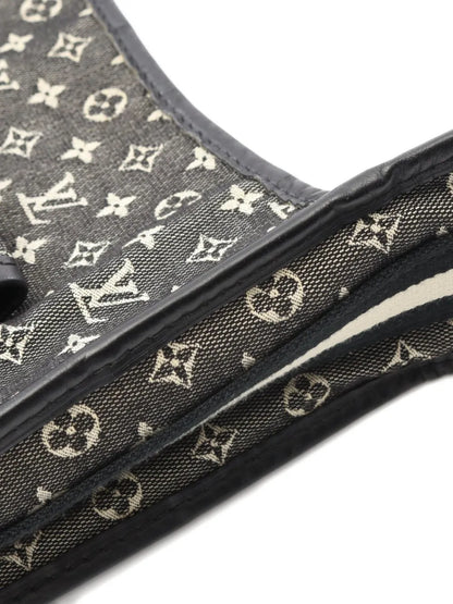 Pre-OwnedLouis Vuitton Pre-Owned2005 Buzas Marie Kate shoulder bag