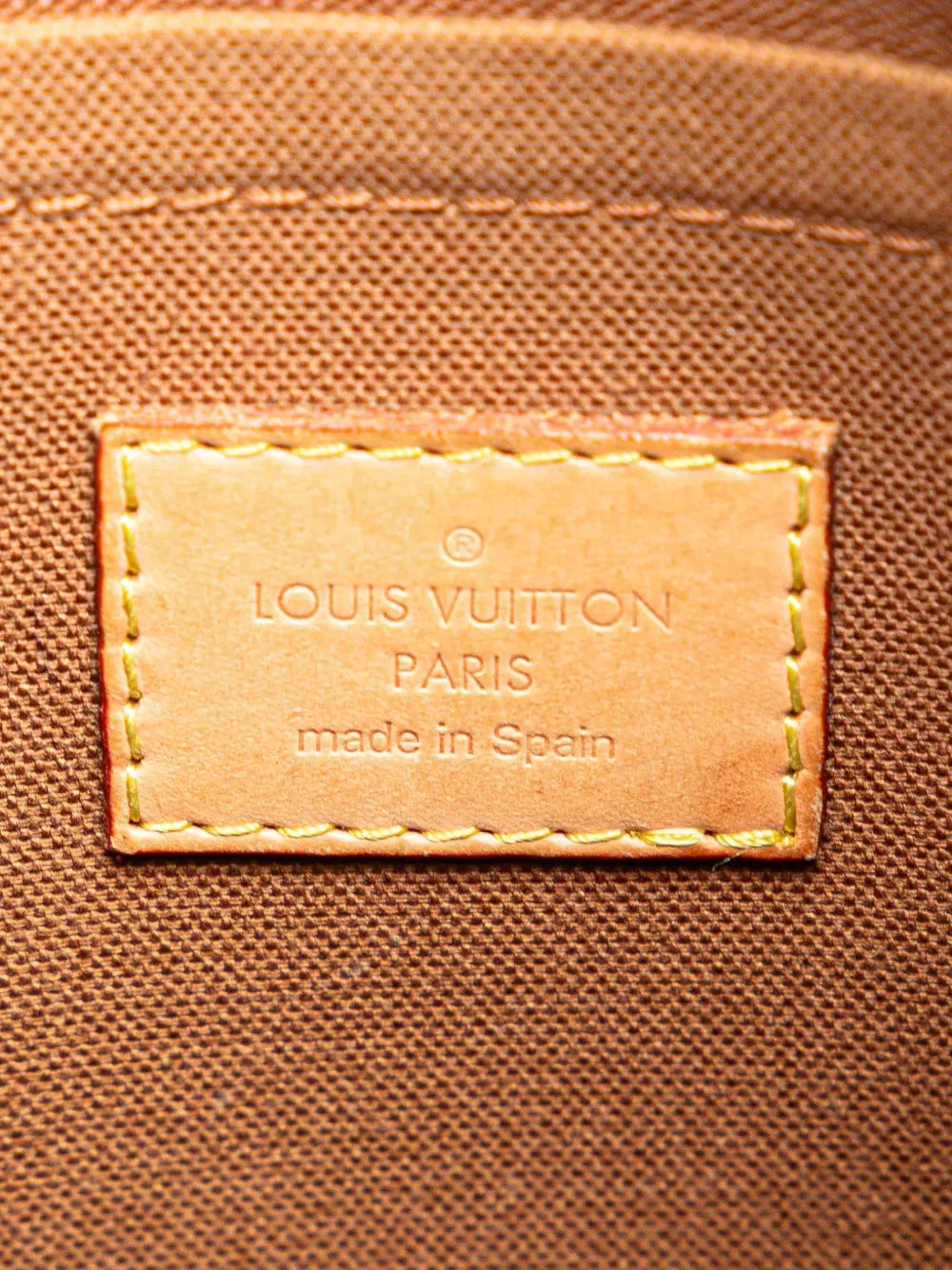 Pre-OwnedLouis Vuitton Pre-Owned2010 Monogram Odeon PM crossbody bag