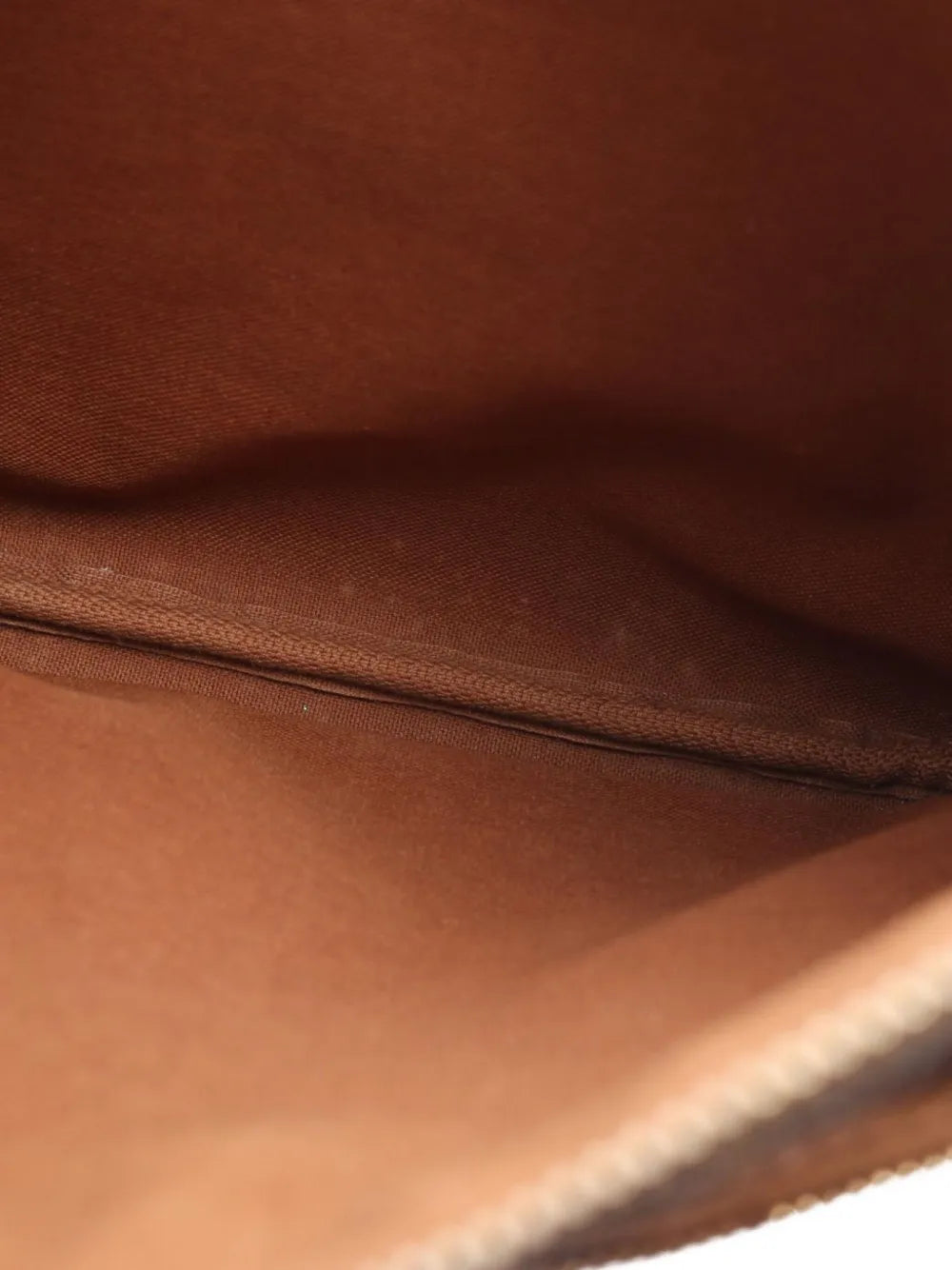 Pre-OwnedLouis Vuitton Pre-Owned2005 Monogram Bosphore shoulder bag